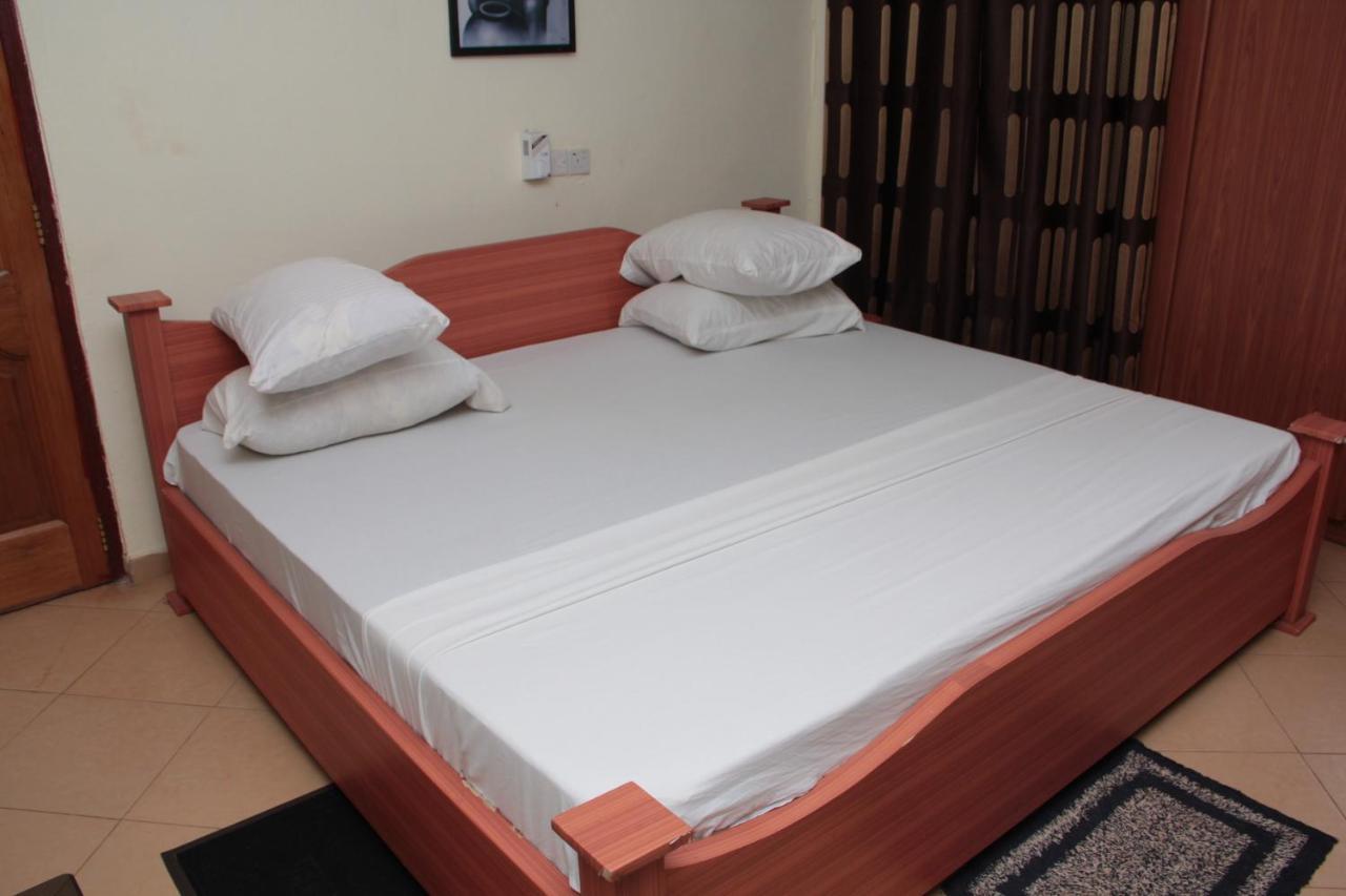 Nbangba Hotel Techiman Екстер'єр фото