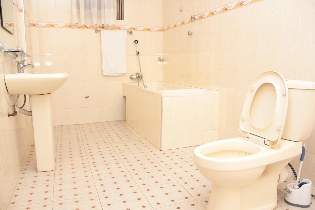 Nbangba Hotel Techiman Екстер'єр фото
