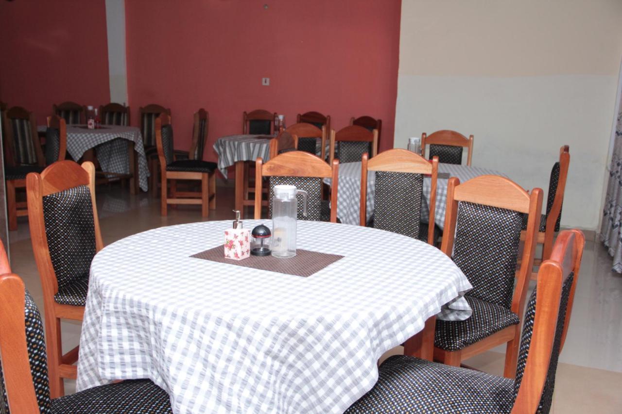 Nbangba Hotel Techiman Екстер'єр фото
